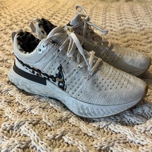 Nike Flyknit Running Shoes